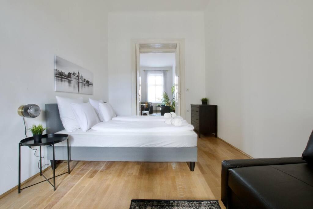 Appartement Budget By Hi5 - King Street - For Groups Budapest