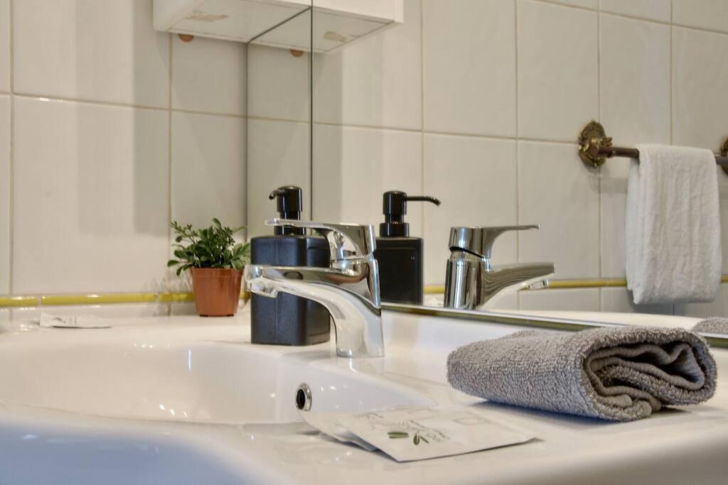 Appartement Budget By Hi5 - King Street - For Groups *
