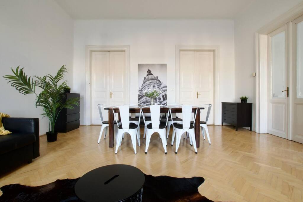 Budget By Hi5 - King Street - For Groups Budapest