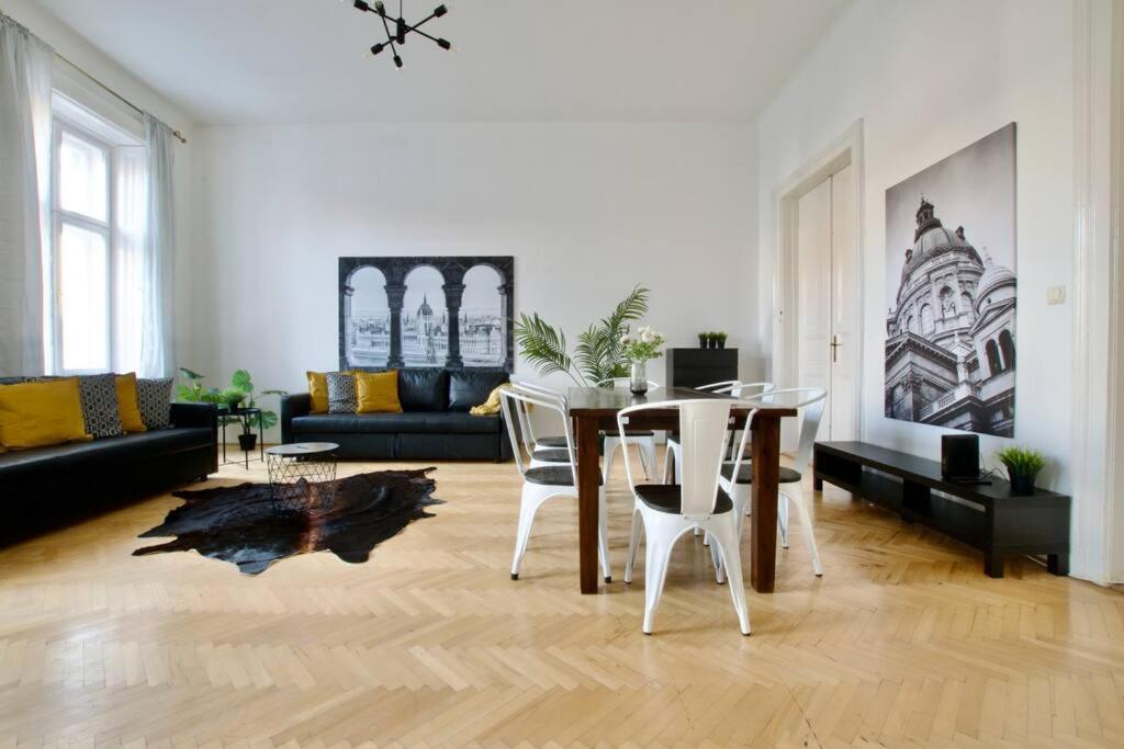 Budget By Hi5 - King Street - For Groups * Budapest